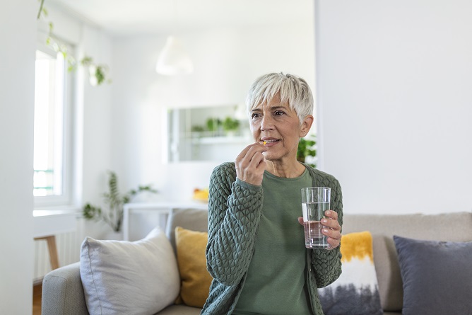 what-you-need-to-know-about-multivitamins-for-seniors